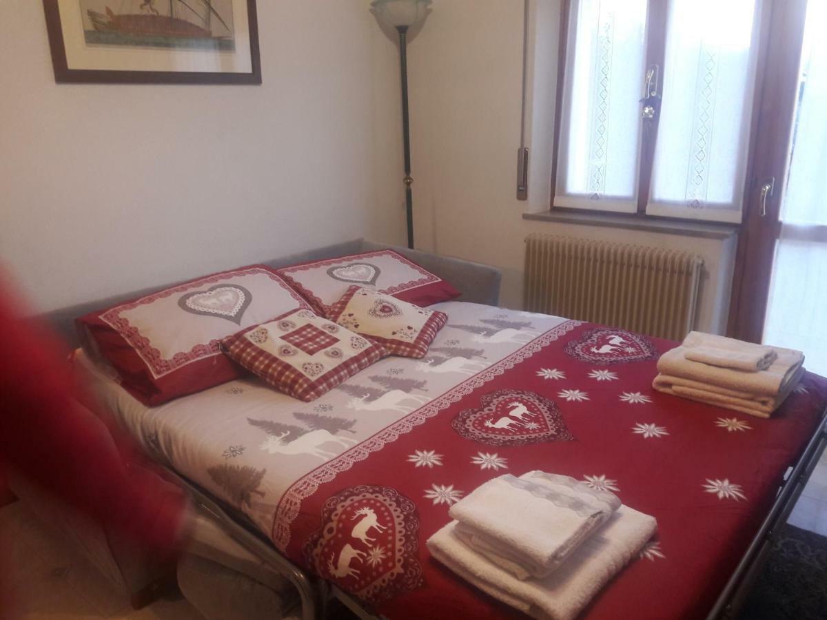 Residenza Letizia Apartment Nemeggio ภายนอก รูปภาพ